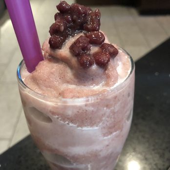 Kawawa Japanese Restaurant - This red bean smoothie was actually really good! - Sushi Bars Near Me - Burnaby, British Columbia