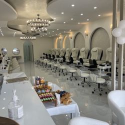 kq Nails Lounge - Highly recommend this place if you want great service in a relaxing atmosphere