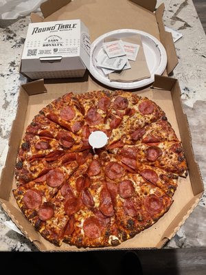 Round Table Pizza