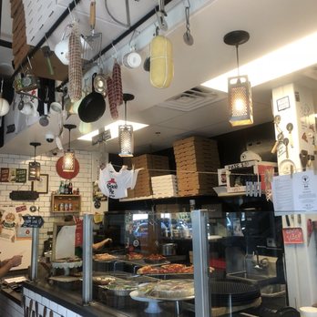 Good Pie - Small space but filled with lots of charm! - Pizza Near Me - Las Vegas, Nevada Good Pie - Small space but filled with lots of charm! - Pizza Near Me - Las Vegas, Nevada