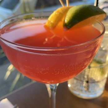 E+O Kitchen - Hyde Park - Sushi Bars Near Me - Cincinnati, Ohio E+O Kitchen - Hyde Park - Sushi Bars Near Me - Cincinnati, Ohio
