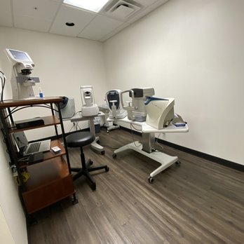 Leesburg Eye Center - Advance technology for comprehensive eye exam - Optometrists Near Me - Leesburg, Virginia Leesburg Eye Center - Advance technology for comprehensive eye exam - Optometrists Near Me - Leesburg, Virginia