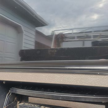 Oregon West RV Sales - New crooked door - RV Dealers Near Me - Creswell, Oregon