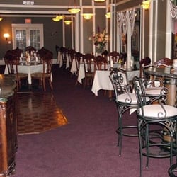 Bogey's Bar & Restaurant - Dining room