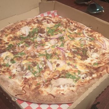 Fresca Garden - BBQ Ch'kn Pizza - Pizza Near Me - San Francisco, California Fresca Garden - BBQ Ch'kn Pizza - Pizza Near Me - San Francisco, California