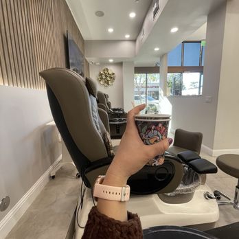 Cest Lamour Nail - My complimentary and piping hot tea - Nail Salons Near Me - Santa Clarita, California