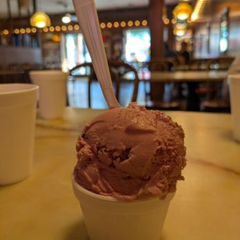 Kirk's 1890 Ice Cream Parlor - Ice Cream & Frozen Yogurt Near Me - Myrtle Beach, South Carolina Kirk's 1890 Ice Cream Parlor - Ice Cream & Frozen Yogurt Near Me - Myrtle Beach, South Carolina