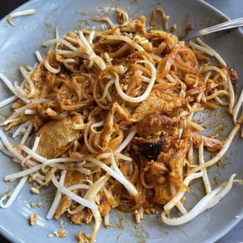 476 Eatery Restaurant - Pad Thai was phenomenal - Sushi Bars Near Me - Hotchkiss, Colorado