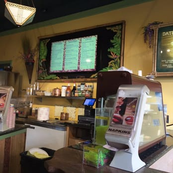 Lappert's Ice Cream - view to the right as I stood right outside the entrance - Ice Cream & Frozen Yogurt Near Me - Sausalito, California