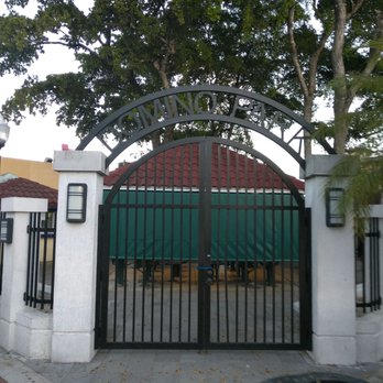 Maximo Gomez Park / Domino Park - Park entrance - Parks Near Me - Miami, Florida Maximo Gomez Park / Domino Park - Park entrance - Parks Near Me - Miami, Florida
