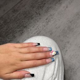 MY NAILS!!! MY NAILS!!!