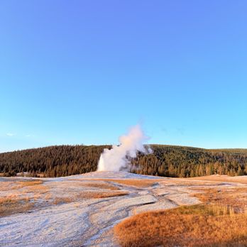 Upper Geyser Basin - Landmarks & Historical Buildings Near Me - Yellowstone National Park, Wyoming Upper Geyser Basin - Landmarks & Historical Buildings Near Me - Yellowstone National Park, Wyoming