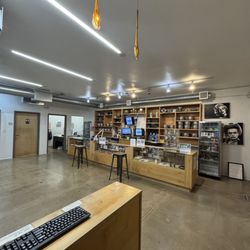 Grant Pharms MMC - Inside Dispensary View 2