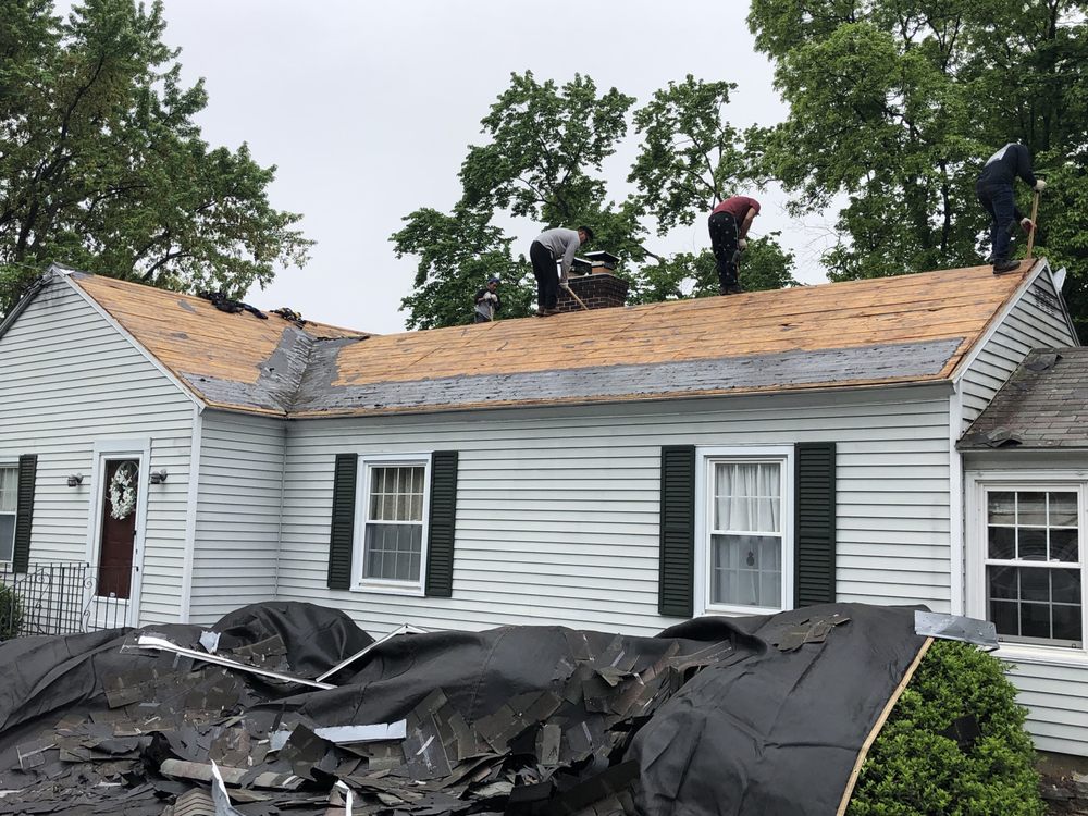 Slide of SouthEast Contracting & Remodeling