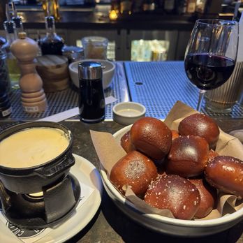 Culinary Dropout - Soft Pretzels & Provolone Fondue - New American Near Me - Franklin, Tennessee