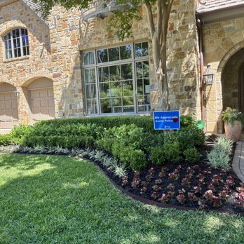 EJ Landscaping & Irrigation - New Landscape Design In beautiful Tarry Town Area.
-Weekly and Monthly Maintenances - Landscaping Near Me EJ Landscaping & Irrigation - New Landscape Design In beautiful Tarry Town Area.
-Weekly and Monthly Maintenances - Landscaping Near Me