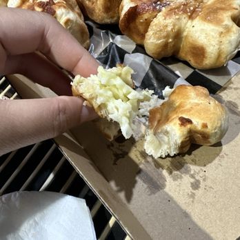 Bari Pasta & Pizza - Unmelted cheese - Pizza Near Me - Torrance, California