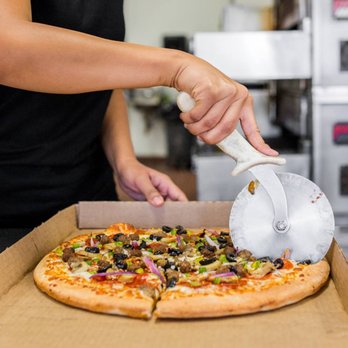 Pizzaroni - Veggie Pizza - Mushrooms, Green Peppers, Onions, Black Olives, Tomatoes, and Italian Herbs $11.99 - Pizza Near Me - Hawthorne, California Pizzaroni - Veggie Pizza - Mushrooms, Green Peppers, Onions, Black Olives, Tomatoes, and Italian Herbs $11.99 - Pizza Near Me - Hawthorne, California