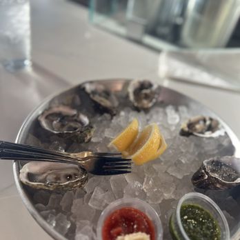 The Dive Oyster Bar - Oysters - Southern Near Me - Irvine, California The Dive Oyster Bar - Oysters - Southern Near Me - Irvine, California