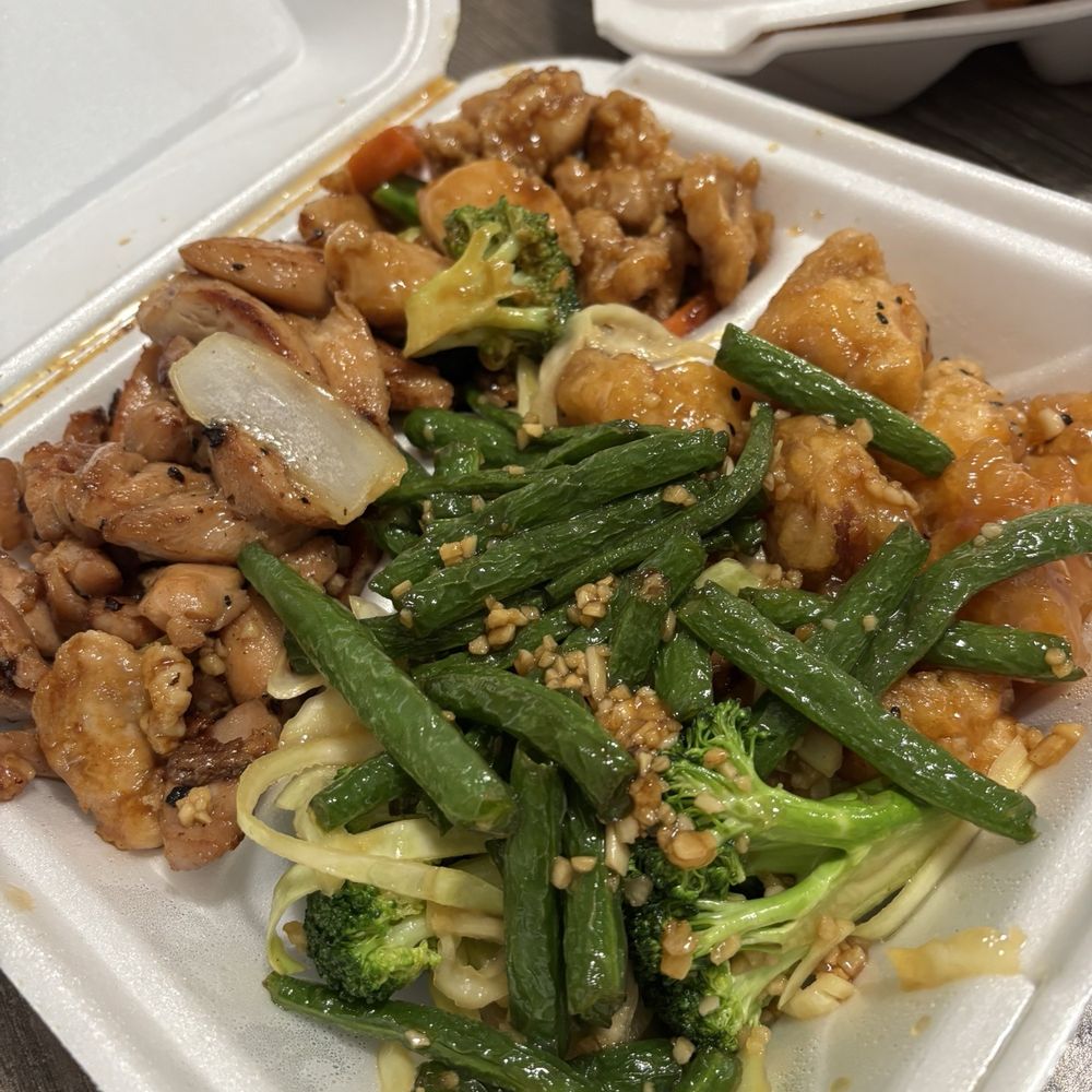 Yami Express - Vegetables, beans, broccoli chicken, teriyaki chicken and orange chicken - Chinese Near Me - Lyndhurst, Ohio