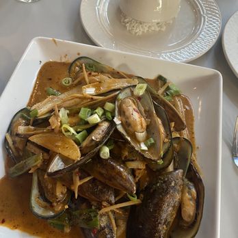 Sawatdee Saint Paul - Sawatdee mussels. Big, chewy & delicious! - Thai Near Me - St Paul, Minnesota Sawatdee Saint Paul - Sawatdee mussels. Big, chewy & delicious! - Thai Near Me - St Paul, Minnesota