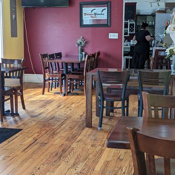 SmokeStacks Cafe - Wine Bars Near Me - Raleigh, North Carolina