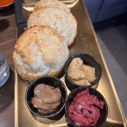 biscuits w/cinnamon, honey, and blueberry butter.