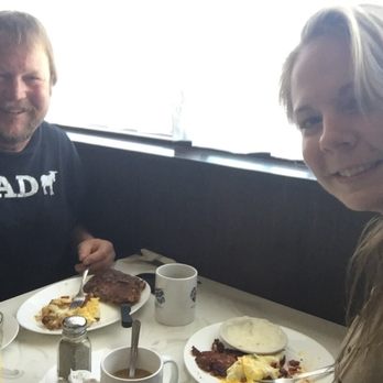 Blueberry Muffin - All smiles for red flannel hash and blackened prime rib for breakfast! - Breakfast & Brunch Near Me - Indialantic, Florida Blueberry Muffin - All smiles for red flannel hash and blackened prime rib for breakfast! - Breakfast & Brunch Near Me - Indialantic, Florida