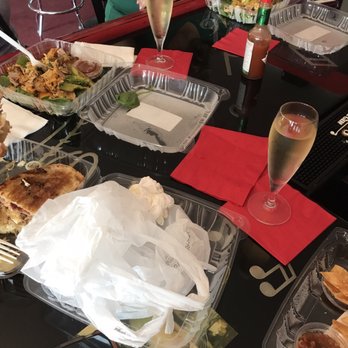 Babe's Lounge - They let you bring in your outside food!!!! - Lounges Near Me - Elk Grove, California