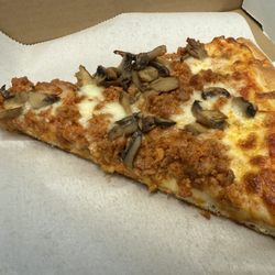 Tony\'s Pizza - Mushroom and sausage