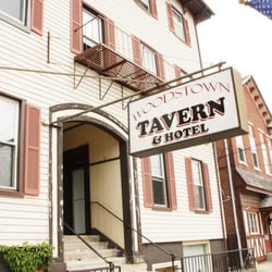 Woodstown Hotel & Tavern