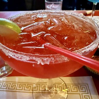 Xochimilco Restaurant - Strawberry margarita on the rocks - Mexican Near Me - Detroit, Michigan Xochimilco Restaurant - Strawberry margarita on the rocks - Mexican Near Me - Detroit, Michigan