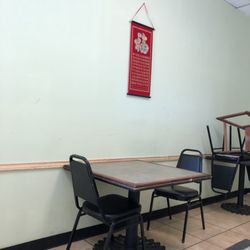 Quik Wok - Limited Seating
