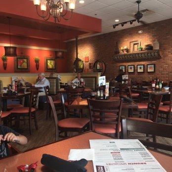 Another Broken Egg Cafe - Dining area - Cafes Near Me - Lake Mary, Florida