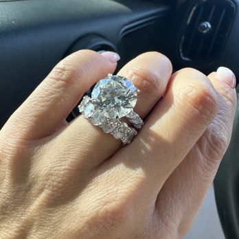 Capri Jewelry - Jewelry Near Me - Los Angeles, California