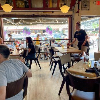 Café Benelux - Belgian Near Me - Milwaukee, Wisconsin