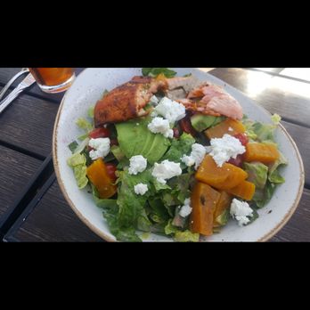 Le Papagayo - Strawberry and goat cheese salad - Breakfast & Brunch Near Me - Encinitas, California Le Papagayo - Strawberry and goat cheese salad - Breakfast & Brunch Near Me - Encinitas, California
