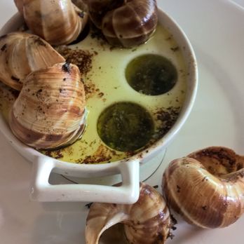 Coq D'Argent - Escargots de Bourgogne (Burgundian petits gris snails, garlic and parsley butter) - French Near Me - London, XGL Coq D'Argent - Escargots de Bourgogne (Burgundian petits gris snails, garlic and parsley butter) - French Near Me - London, XGL