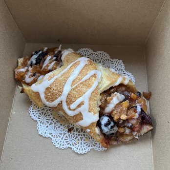 Alabama Hills Cafe & Bakery - Peach blackberry tart - Bakeries Near Me - Lone Pine, California Alabama Hills Cafe & Bakery - Peach blackberry tart - Bakeries Near Me - Lone Pine, California