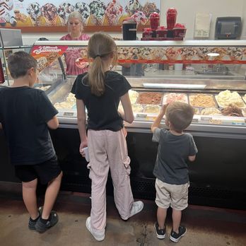 Cold Stone Creamery - Ice Cream & Frozen Yogurt Near Me - Queen Creek, Arizona