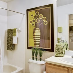 Lake Cameron - Bathroom2
