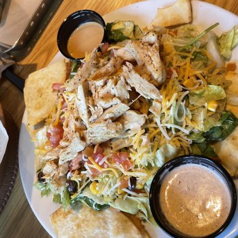 Chili's - Quesadilla Explosion Salad - American Near Me - Fair Oaks, California Chili's - Quesadilla Explosion Salad - American Near Me - Fair Oaks, California