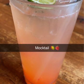 California Pizza Kitchen - Fresh Strawberry Mango Cooler - Pizza Near Me - Valencia, California California Pizza Kitchen - Fresh Strawberry Mango Cooler - Pizza Near Me - Valencia, California