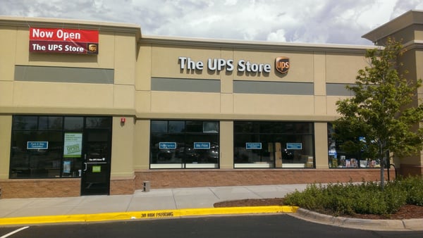 Ups Store Rrr The UPS Store - Updated July 2026 - 43 Photos & 37 Reviews - 7830 W ...