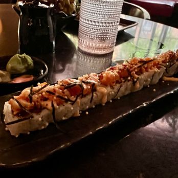 PLANTA Queen Chicago - VOLCANO ROLL - Sushi Bars Near Me - Chicago, Illinois PLANTA Queen Chicago - VOLCANO ROLL - Sushi Bars Near Me - Chicago, Illinois