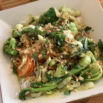 Bistro BT - Monk's Curry Noodle and Veggies - Vietnamese Near Me - Tampa, Florida