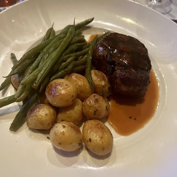 Seasons 52 - Filet mignon - New American Near Me - Cincinnati, Ohio Seasons 52 - Filet mignon - New American Near Me - Cincinnati, Ohio