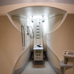 ExpertMRI - Open front MRI