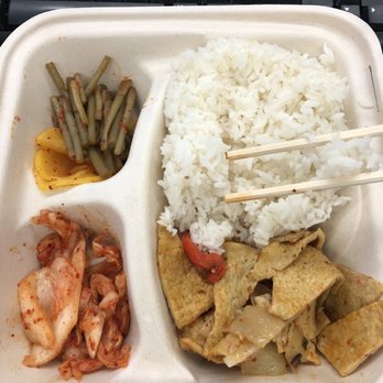 H Mart - Kaka’ako - decent banchan  but possible side of covid - Grocery Near Me - Honolulu, Hawaii