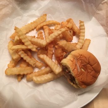 White Manna - Cheeseburger + fries - Burgers Near Me - Hackensack, New Jersey White Manna - Cheeseburger + fries - Burgers Near Me - Hackensack, New Jersey